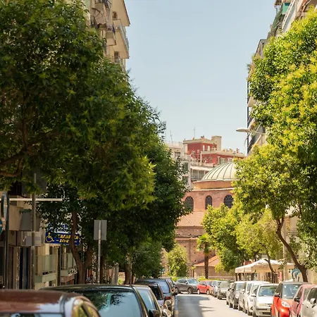 Unique Sunny Post Modern